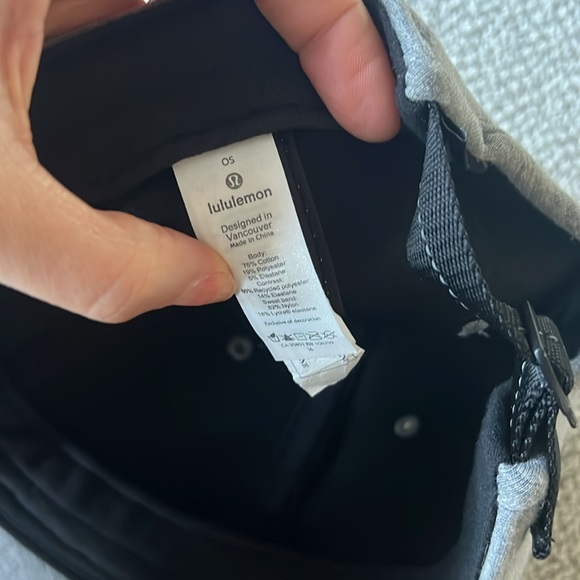 EUC Lululemon cotton blend cap - Picture 3 of 3